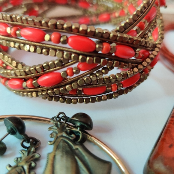 "Pretty in Red" Vintage Jewelry Bundle #12 - Picture 5 of 9